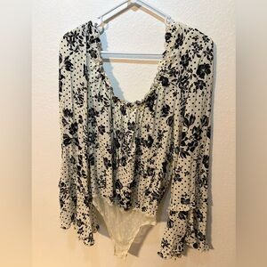 Free People Women's Wide‎ Sleeve White/Black  Blouse Sz S